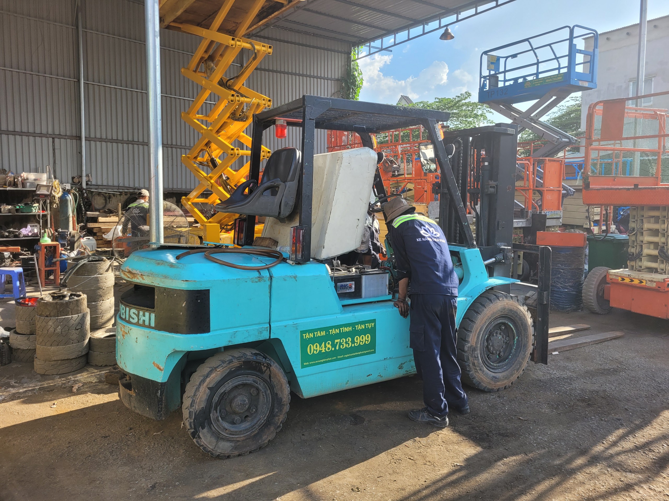 Dịch vụ sửa chữa xe nâng hàng tại Đồng Nai